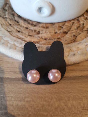 Neuf > Boucles d'oreilles à tige en perles d'eau douce roses