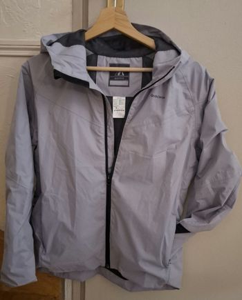 Vend Imperméable QUECHUA