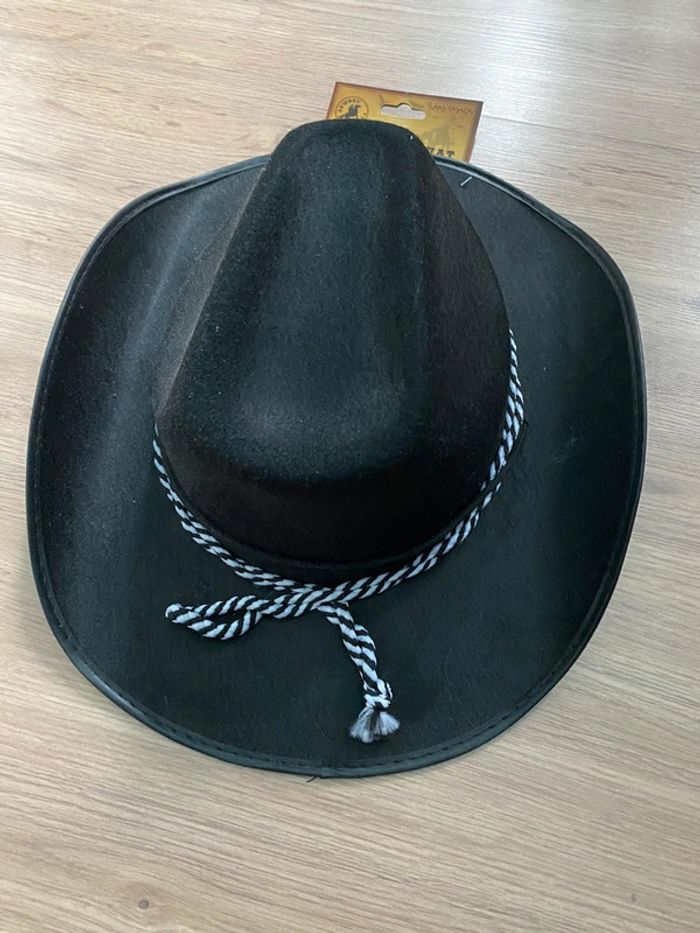 Chapeau - photo numéro 2