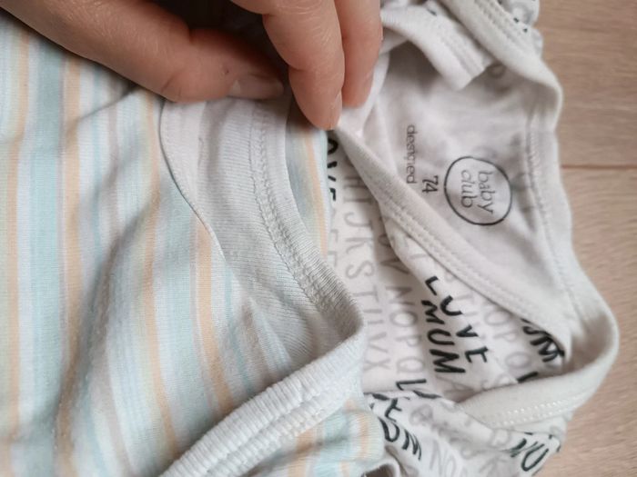 Lot de deux body manches courtes 9-12 mois - photo numéro 2