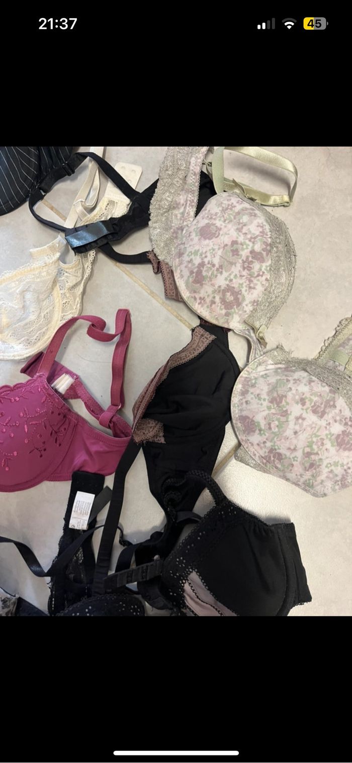 Lot soutien gorge - photo numéro 2