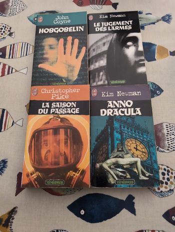 Lot livres "J'ai lu" collection ténèbres
