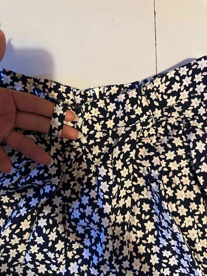 Jolie pantalon large femme T36/38 neuf - photo numéro 5