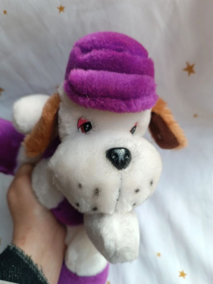 Peluche plush teddy doudou chien dog doggy violet parme casquette chapeau cap cp c.p c p playmaker - photo numéro 6