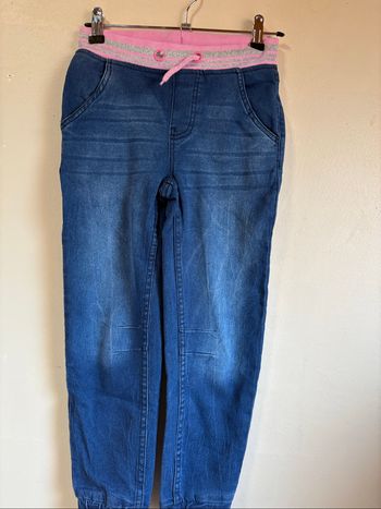 Jeans fille 👧 taille 128