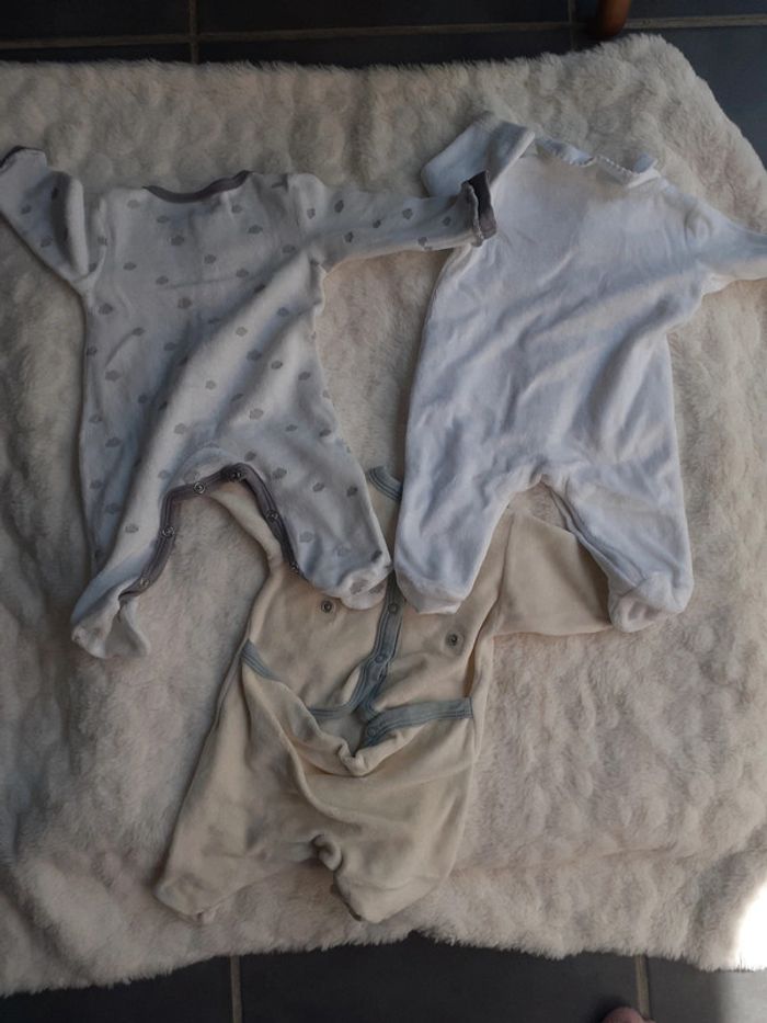 Pyjamas - photo numéro 2