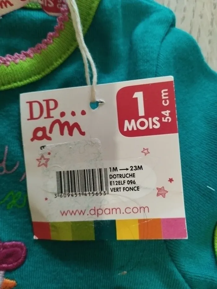 Lot 2 bodies short fille 1 mois neufs - photo numéro 3