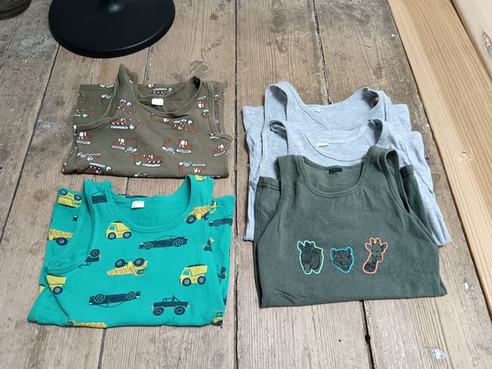 Lot de 5 maillots de corps, t-shirts, 5-6 ans