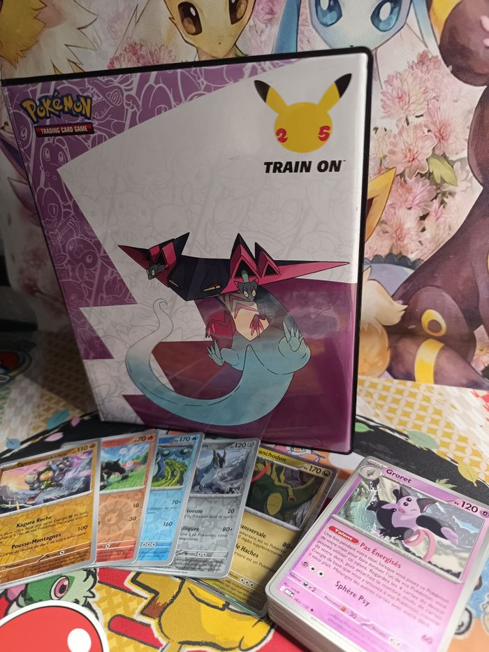 ✨ Classeur Pokémon Officiel + Lot de 50 Cartes Pokémon dont 5 Brillantes - photo numéro 5