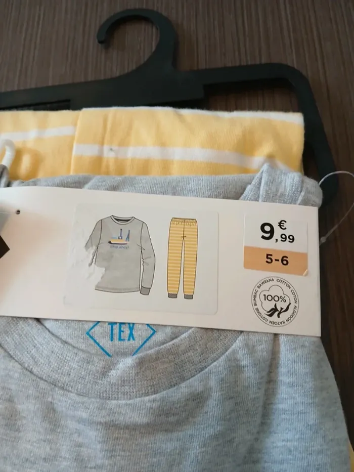 Pyjamas garçon en coton 5 ans - photo numéro 2