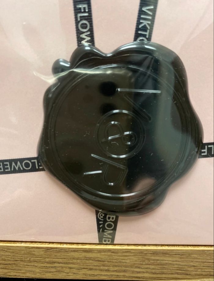 Grand format Flowerbomb Viktor &t Rolf - neuf sous blister, eau de parfum 100 ml - photo numéro 6