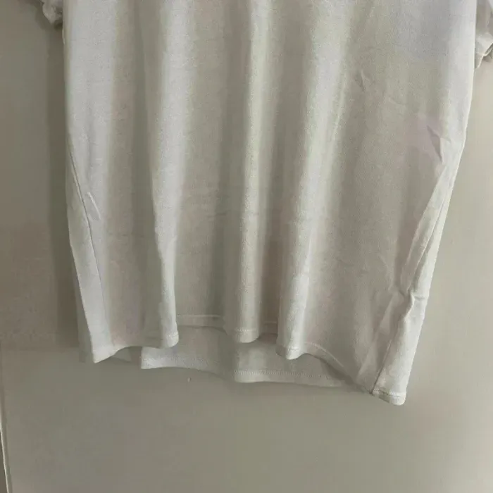 T-shirt blanc cassé Kiabi T.S, col V, manches courtes, maille fine fluide, basique chic V039 - photo numéro 4