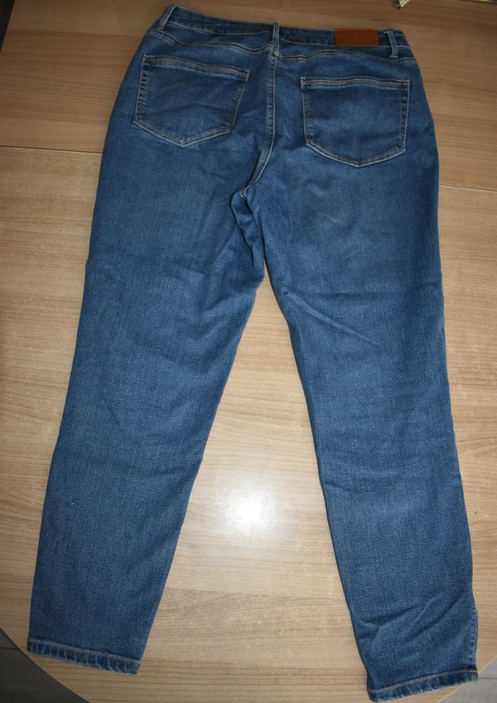 jeans court femme 42 - photo numéro 3