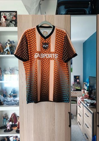 Tee-shirt maillot orange, noir et blanc EA sports 22 - Taille M
