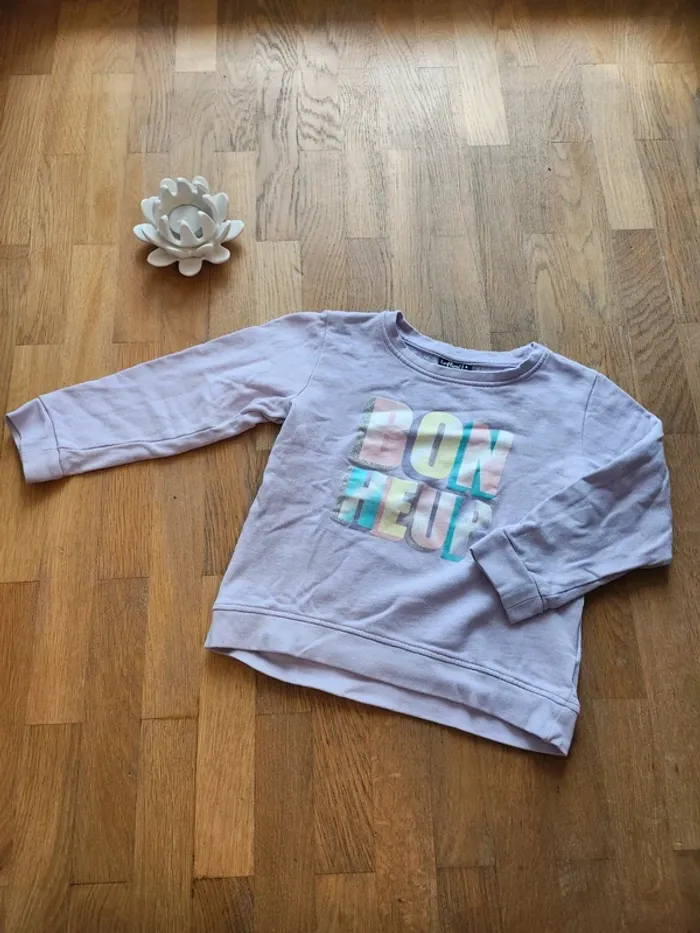 Pull violet