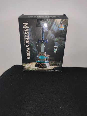 The Sword of stone épée du brave neuf