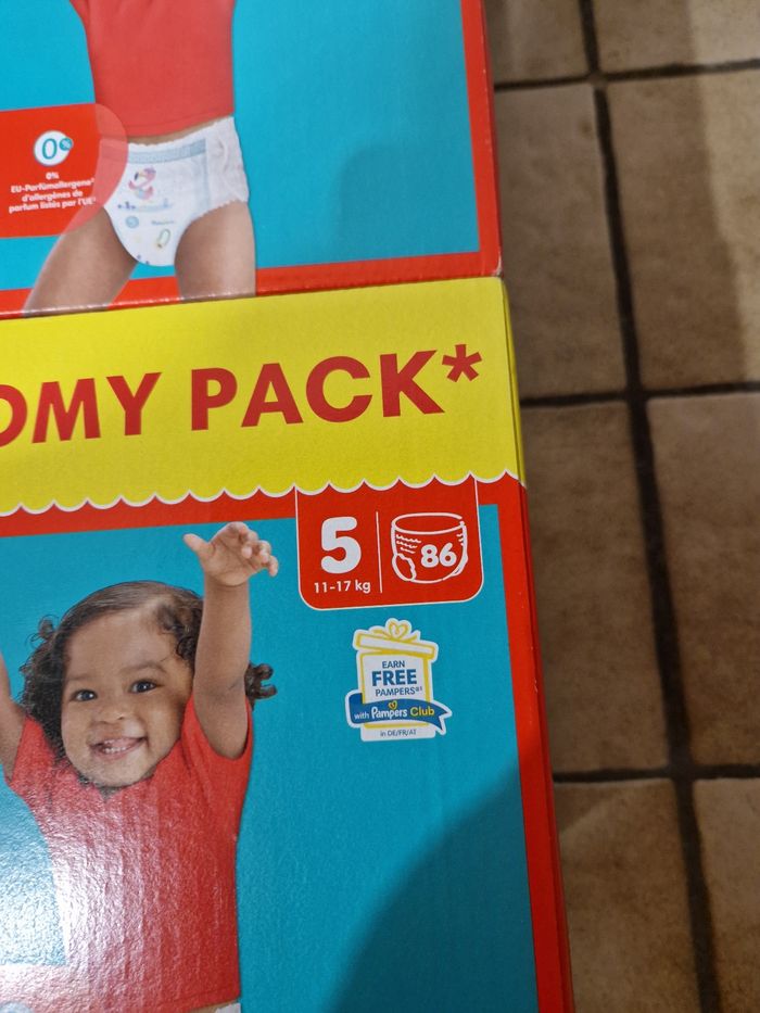 258 couches culotte Pampers baby-dry pants taille 5 - photo numéro 2