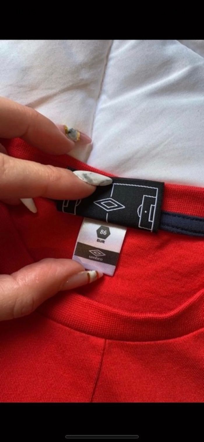 T-shirt Umbro rouge - photo numéro 3