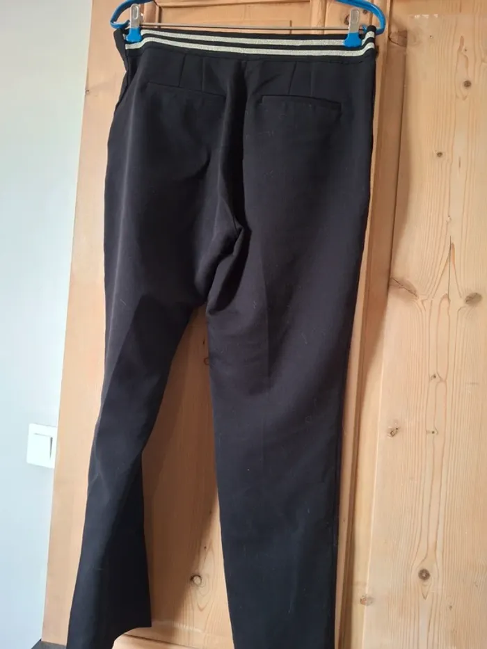 Pantalon noir basique de chez Cache Cache - photo numéro 2
