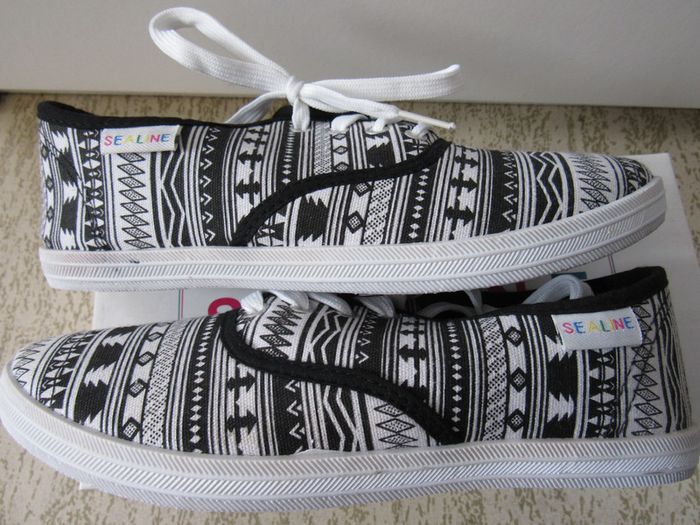 Tennis neuves - photo numéro 4