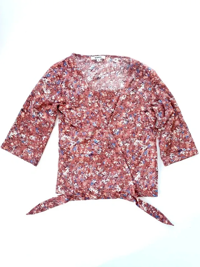 🌸 Top cache-cœur fleuri avec lien – féminin & tendance - Taille S - photo numéro 2
