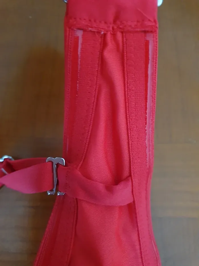 Haut de maillot de bain - photo numéro 4