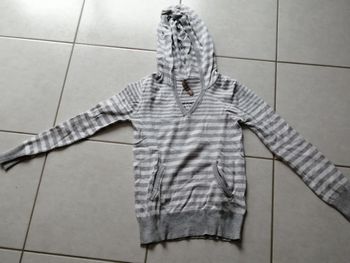 Pull à capuche rayé 12 ans #Caprice de fille