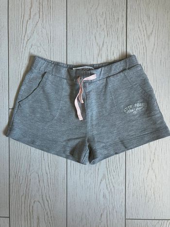 Short 8 ans