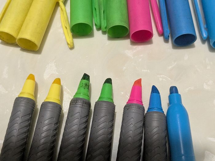 Lot de 7 stylos Surligneurs BIC, jaune, vert, rose, bleu. - photo numéro 3