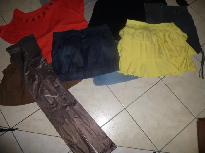 lot pantalon robe jupe pull tee-shirt chemise tunique 44 / 46 - photo numéro 3