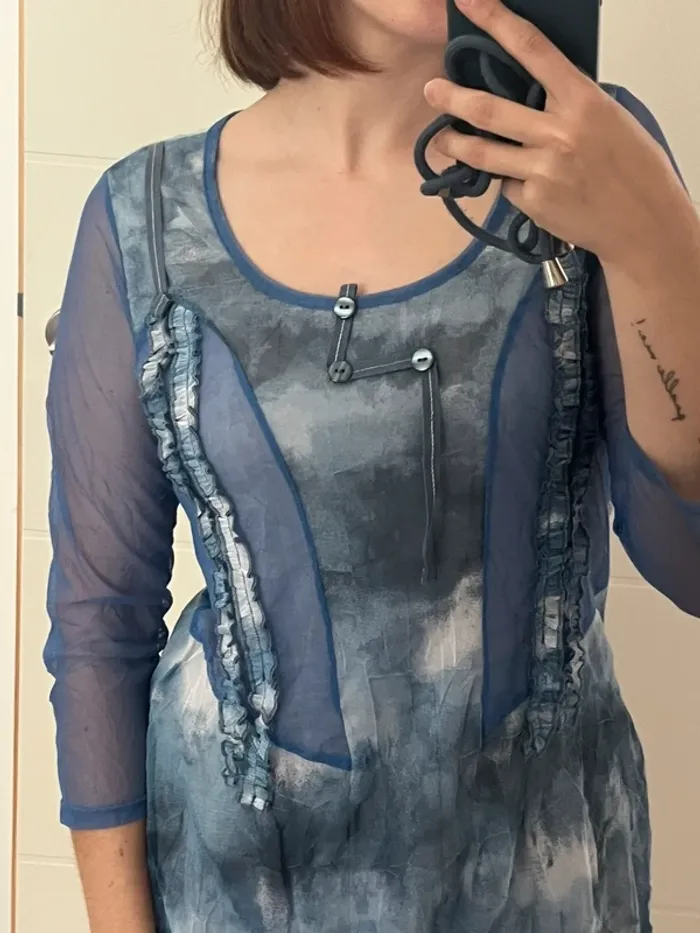 Robe manches longues transparentes - photo numéro 2