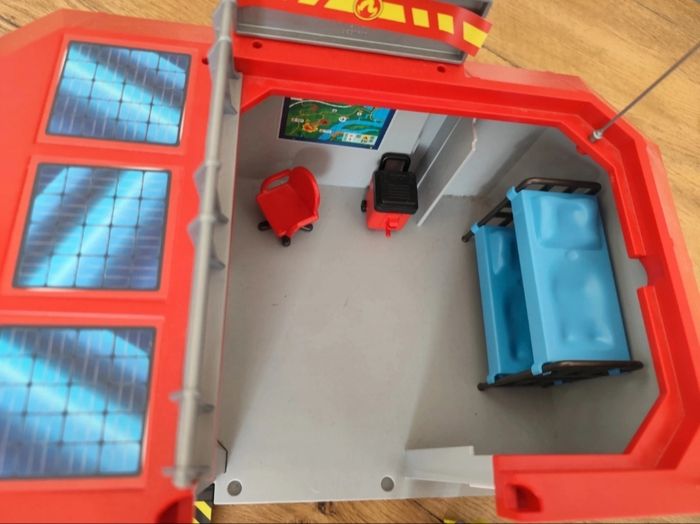 Caserne de pompiers playmobil - photo numéro 6