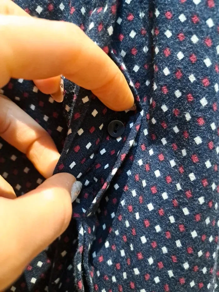 Chemise marine a motifs taille S - photo numéro 3