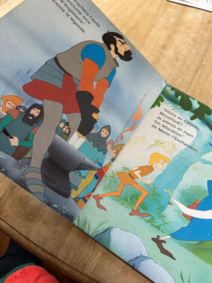 Nathan - Livre album carton cartonné ancien Merlin l’enchanteur Walt Disney Thorbel - photo numéro 3