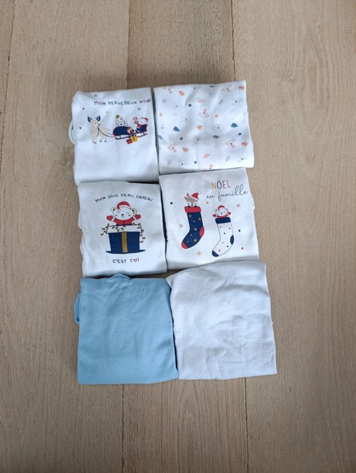 Lot 6 bodies manches longues 12M