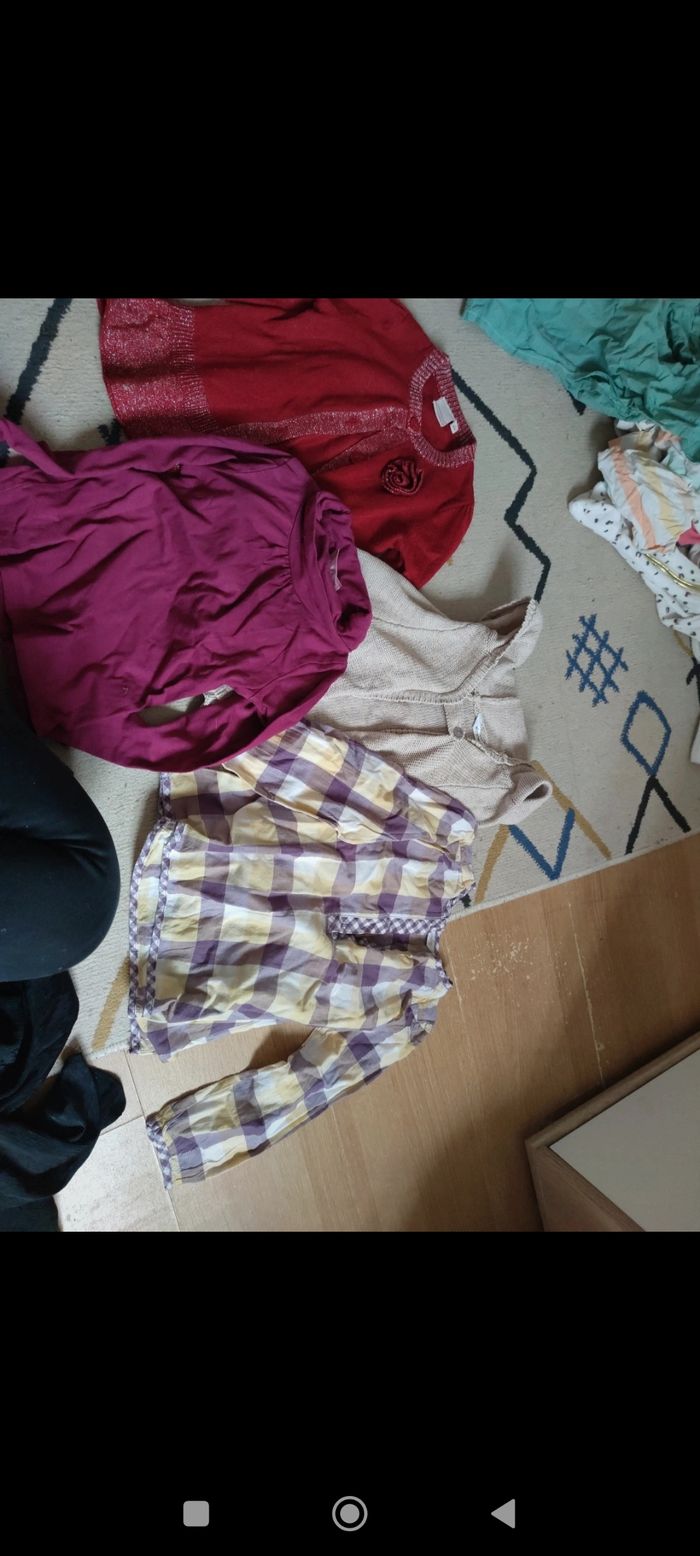 Lot vêtements 4 ans - photo numéro 2