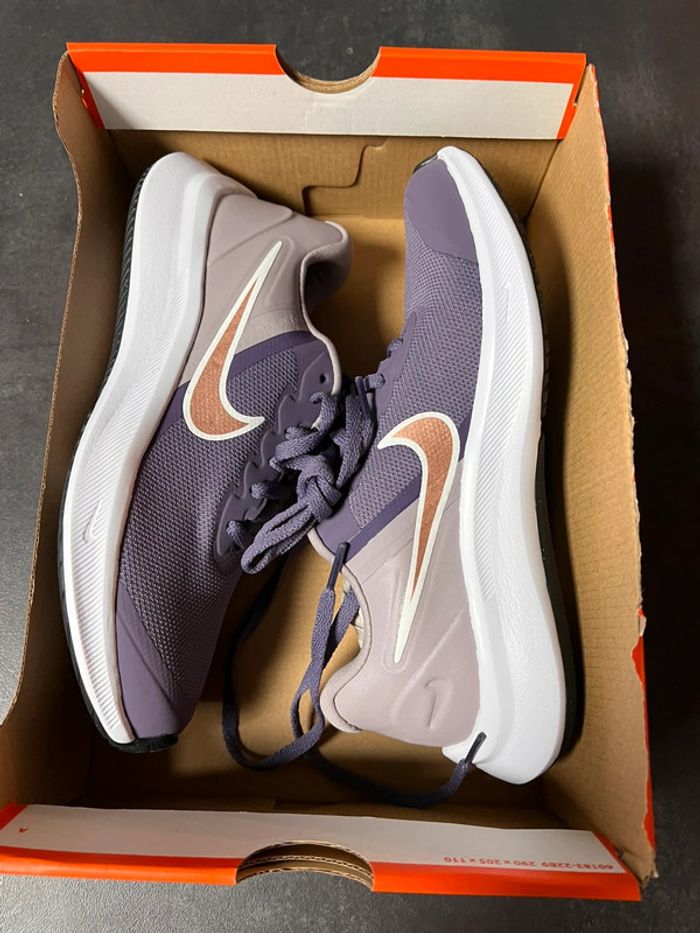 Basket Nike femme taille 36.5 - photo numéro 11