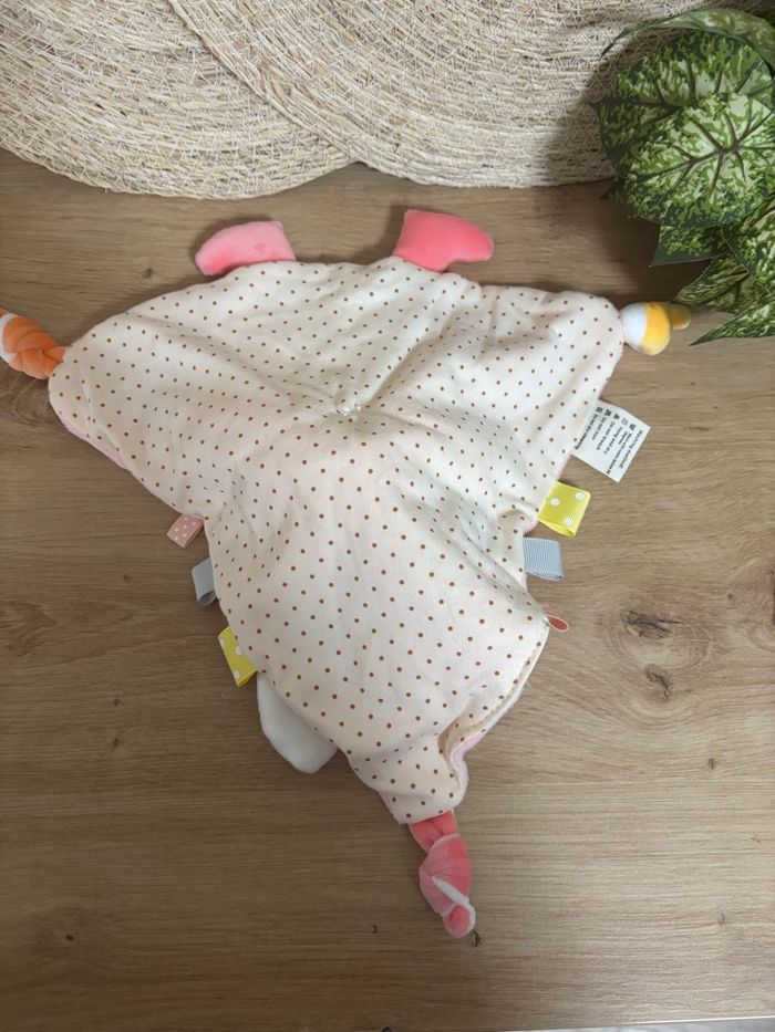 Neuf doudou plat triangle lapin rose blanc anneau dentition appease - photo numéro 2