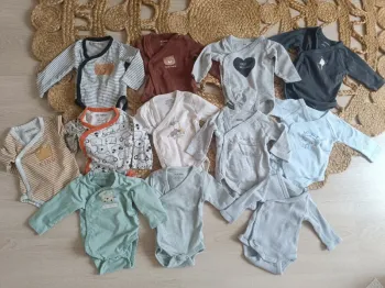 Lot de 12 body manche longue 1 mois