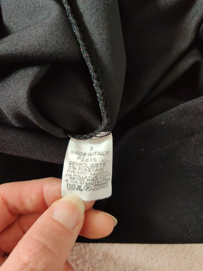 Robe noire - photo numéro 4