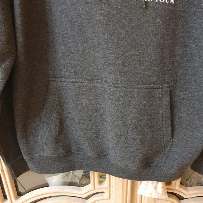 Sweat-shirt AC/DC gris taille L avec capuche et poche centrale - photo numéro 4
