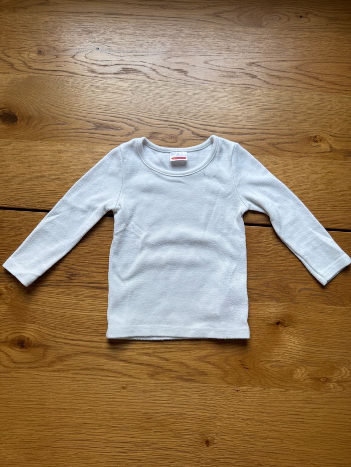 T-shirt manches longues bébé – Damart Thermolactyl 👶 Taille : 2 ans Couleur : blanc Très bon état