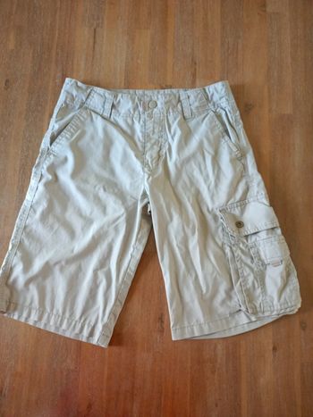 Short bermuda