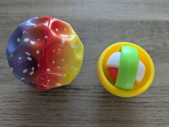 Lot de deux jouets anti stress