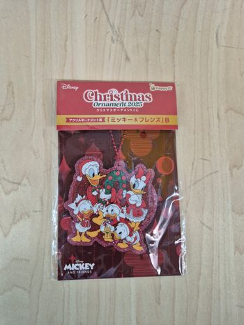 Petit ornement de Noël Disney Happykuji 2025 : Donald & Daisy
