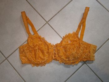 Soutien-gorge orange SANS COMPLEXE 105C