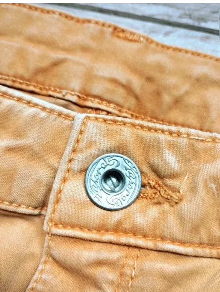 Pantalon  Jeans  droit  Jaune  - Effet peau de pêche  -  Kaporal  -  16  ans =  34  -  Parfait  État - photo numéro 9