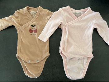Lot de deux bodies
