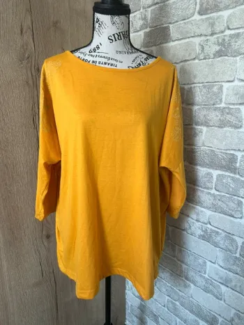 T-shirt manches longues avec imprimer taille 46/48