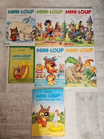 Collection de livres mini loup